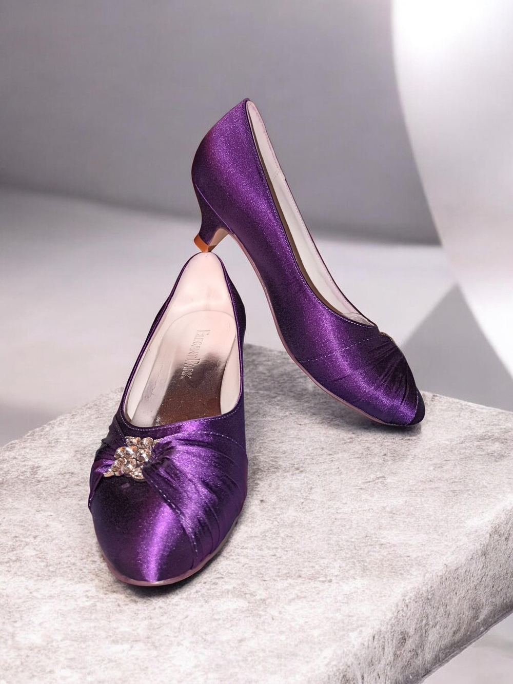 Elegant Park Purple Satin Kitten Heel Pumps with Crystal Accent Size 6.5 NWOT